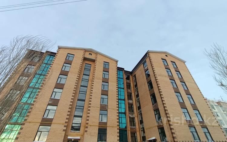 2-комнатная квартира, 73.8 м², 5/6 этаж, Гашека 2/3 за ~ 28 млн 〒 в Костанае — фото 2