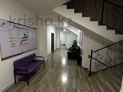 Отдельный дом · 14 комнат · 427 м² · 6 сот., мкр Калкаман-2, Хрищатого 21 — Жандосова за 125 млн ₸ в Алматы, Наурызбайский р-н