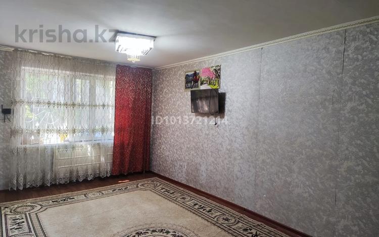 2-комнатная квартира · 46 м² · 1/5 этаж, мкр Самал 13 — сейфулина за 12 млн ₸ в Таразе — фото 2