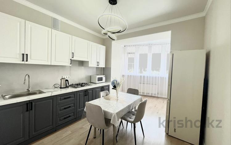 1-бөлмелі пәтер · 51 м² · 5/7 қабат, мкр. Алтын орда, Санкибай батыра 40/2 — Санкибай батыра, бағасы: 12 000 ₸ в Актобе — фото 3