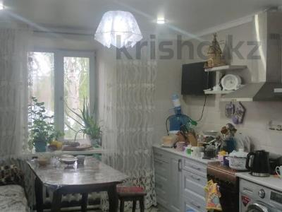 3-комнатная квартира, 70 м², 3/3 этаж, Ульянова за ~ 19.6 млн 〒 в Бишкуле