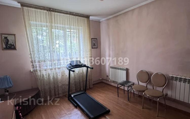 4 бөлме · 100 м² · 1/1 қабат, Серафимовича, бағасы: 100 000 ₸ в Алматы, Жетысуский р-н — фото 2