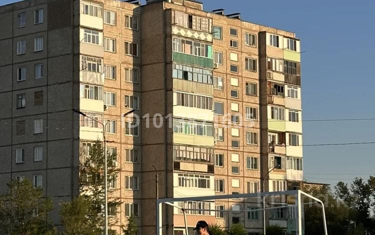 3-комнатная квартира · 68.8 м² · 9/9 этаж, 40 лет победа 87 за 11 млн ₸ в Шахтинске — фото 2