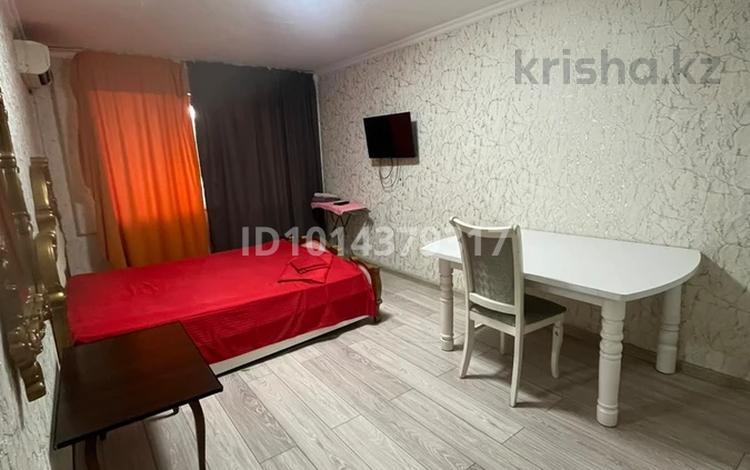 1-бөлмелі пәтер · 100 м² · 3/5 қабат, Бейбытшылык 2, бағасы: 10 000 ₸ в Шымкенте — фото 2