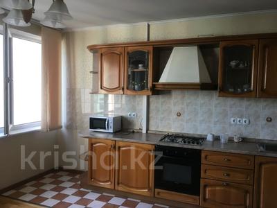 3-комнатная квартира · 130 м² · 5/10 этаж, Аль-Фараби 47 за 500 000 ₸ в Алматы, Бостандыкский р-н
