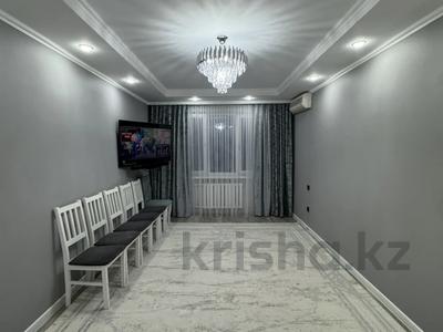 3-комнатная квартира · 70 м² · 5/5 этаж, мкр 8, 101 стрелковая бригада за 22.5 млн ₸ в Актобе