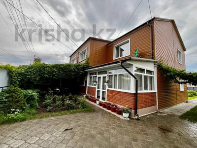 Отдельный дом · 6 комнат · 279 м² · 10 сот., Киевский 3 за 75 млн 〒 в Костанае