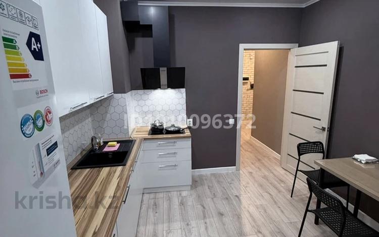 1-бөлмелі пәтер · 45 м² · 7/10 қабат, Каныша Сатпаева 57/2 — За драм театром, бағасы: 24.5 млн ₸ в Усть-Каменогорске — фото 2
