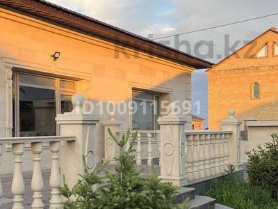 Отдельный дом · 4 комнаты · 182 м² · 12 сот., мкр Кунгей , Игилик бия 70 за 170 млн 〒 в Караганде, Казыбек би р-н