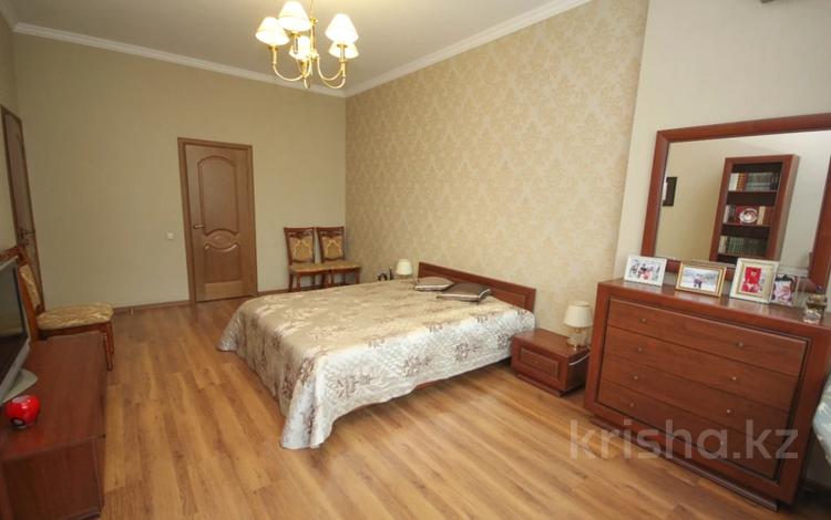 2-комнатная квартира, 56 м², мкр Аксай-1А, Толе би 18 за 31.5 млн 〒 в Алматы, Ауэзовский р-н — фото 2