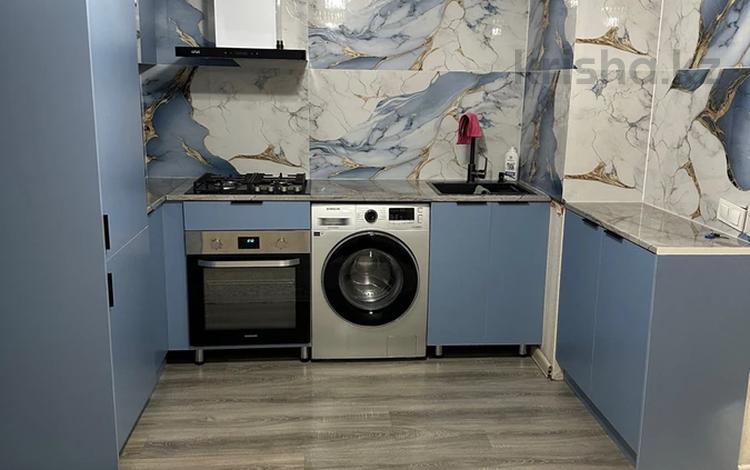 3-бөлмелі пәтер · 60 м² · 7/9 қабат, мкр Аксай-5 25 — Момышулы жубанова, бағасы: 23 000 ₸ в Алматы, Ауэзовский р-н — фото 2