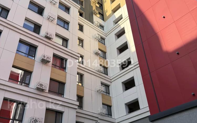 3-комнатная квартира · 80 м² · 10/12 этаж, Бауыржана Момышулы 11/1 за 50 млн ₸ в Алматы, Алатауский р-н — фото 2