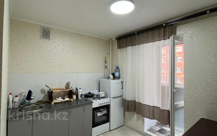 1-бөлмелі пәтер · 37.6 м² · 2/9 қабат, Юбилейный 9, бағасы: 15 млн ₸ в Костанае — фото 4