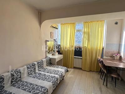 1-комнатная квартира · 18 м² · 2/5 этаж, Шевченко 149 — Манаса за 15 млн 〒 в Алматы, Алмалинский р-н