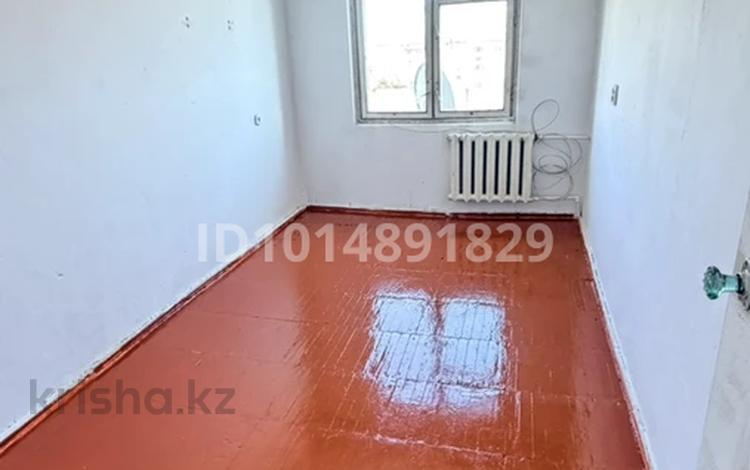 4-комнатная квартира · 80 м² · 5/5 этаж, Алтынсарина 22 за 45 000 ₸ в Кентау — фото 2