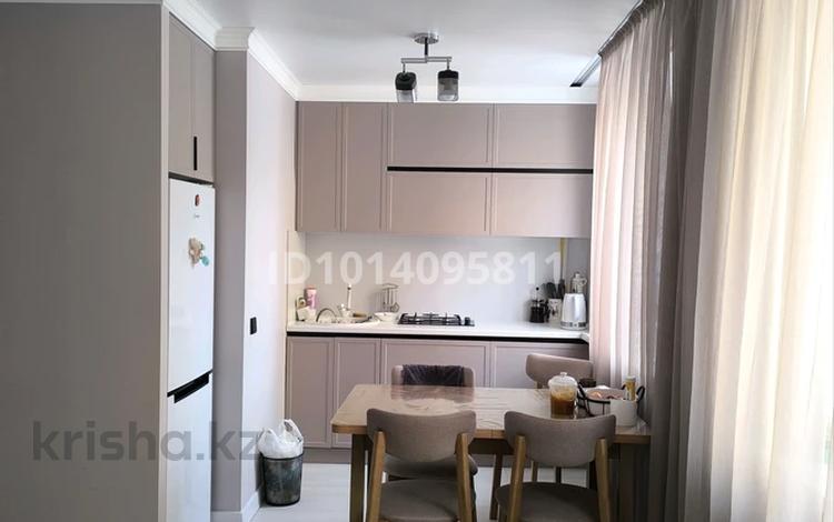 3-комнатная квартира · 53 м² · 2/5 этаж, мкр Новый Город, Алиханова 35 за 28 млн ₸ в Караганде, Казыбек би р-н — фото 2