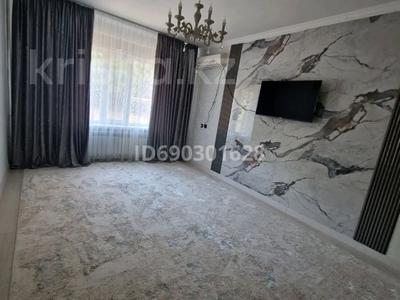 2-комнатная квартира · 52 м² · 1/5 этаж, мкр Сайрам — Рядом Баққон тойхана Каусар кафе за 23 млн ₸ в Шымкенте, Аль-Фарабийский р-н