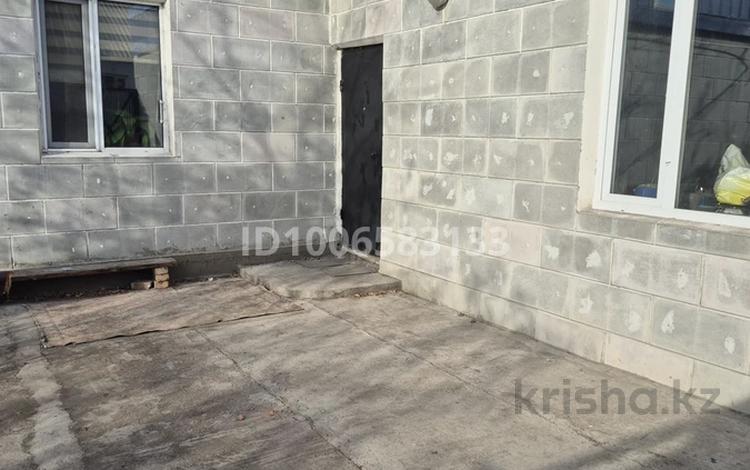 Отдельный дом · 5 комнат · 120 м² · 1000 сот., Асылбекова 13 — Центр города за 25 млн ₸ в Каркаралинске — фото 2