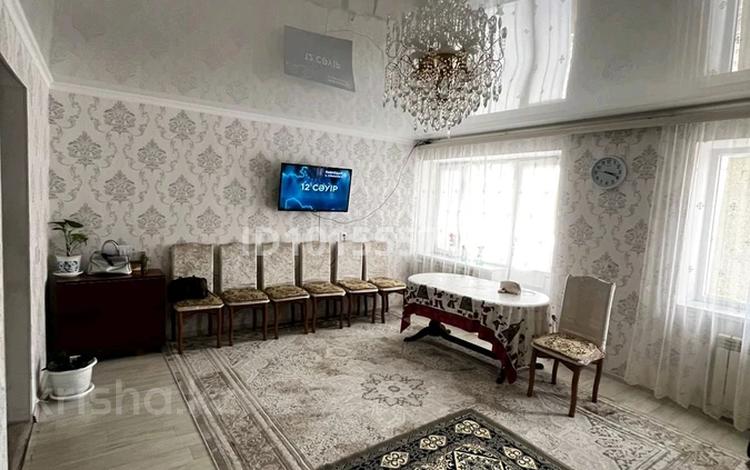 2-бөлмелі пәтер · 51.6 м² · 3/4 қабат, Ескі қала — Айтеке би Алтынсарина, бағасы: 17.5 млн ₸ в Актобе, Старый город — фото 2