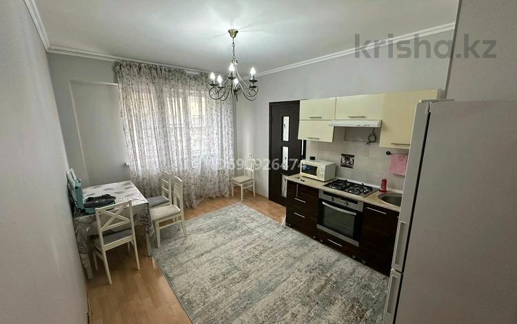 2-комнатная квартира, 33.4 м², 3/5 этаж, Кенесары хана 83/4 за 25 млн 〒 в Алматы, Бостандыкский р-н — фото 2