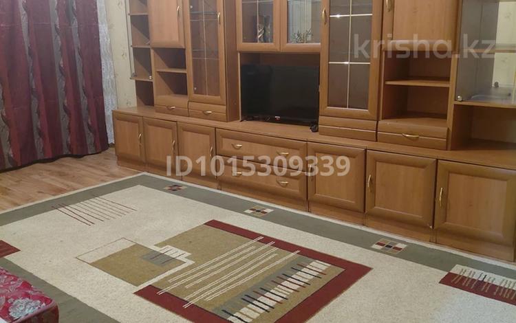 2-комнатная квартира · 62 м² · 2/5 этаж, мкр Айнабулак-4 — Уг ул Жумабаева за 16 000 ₸ в Алматы, Жетысуский р-н — фото 2