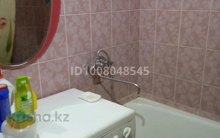 1-комнатная квартира · 35 м² · 5/5 этаж, Комсомольская за 3.9 млн 〒 в Алтае — фото 2