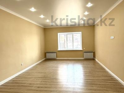 2-бөлмелі пәтер · 82.1 м² · 1/10 қабат, Самал, бағасы: 32.5 млн ₸ в Уральске