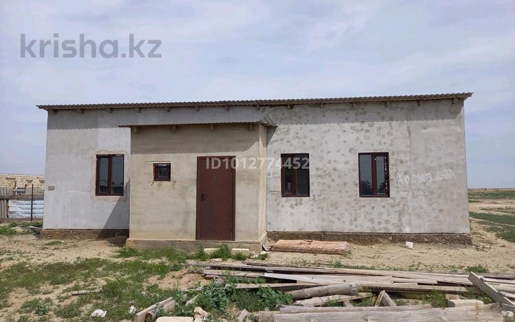 Жеке үй · 4 бөлме · 250 м² · 10 жүзд., Сая ш/а., Қосыбаева 81 — Тасқала, бағасы: 12 млн ₸ в Атырау, мкр Сая — фото 2