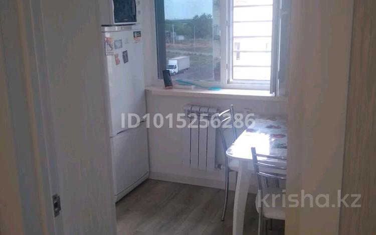 2-комнатная квартира · 45 м² · 4/5 этаж, мкр1 7 — п.Актас за 10 млн ₸ в Караганде — фото 2