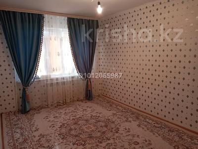 2-комнатная квартира · 44 м² · 4/5 этаж, ул. Александра Алексеевича Гришина 76 за 15 млн ₸ в Актобе