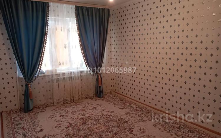2-комнатная квартира · 44 м² · 4/5 этаж, ул. Александра Алексеевича Гришина 76 за 15 млн ₸ в Актобе — фото 2