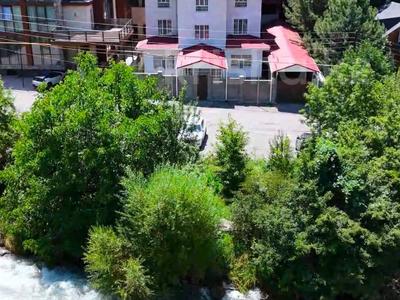 Отдельный дом · 12 комнат · 728 м² · 6 сот., Керей жанибек хандар за 750 млн ₸ в Алматы, Медеуский р-н