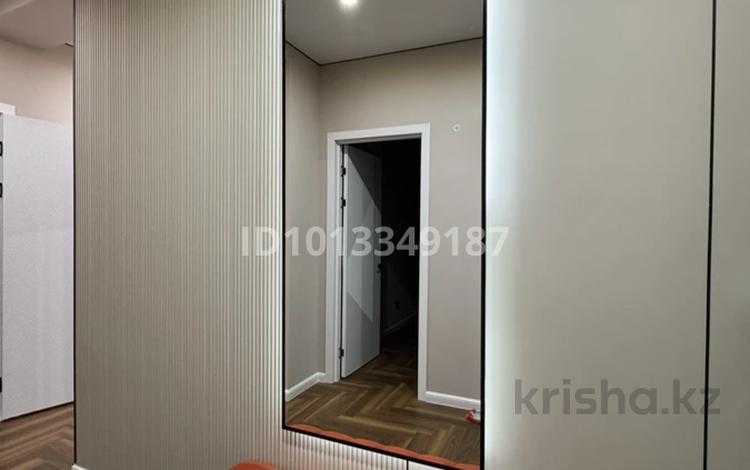 3-бөлмелі пәтер · 84 м² · 3/7 қабат, Илияса Есенберлина 80, бағасы: 65 млн ₸ в Усть-Каменогорске — фото 2