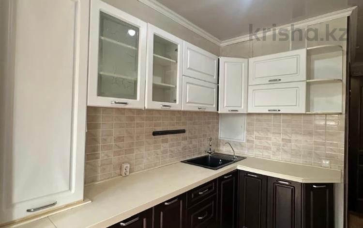 4-бөлмелі пәтер · 90 м² · 4/5 қабат, 13-ш/а. 14а, бағасы: 23.9 млн ₸ в Актау, 13-й мкр — фото 2