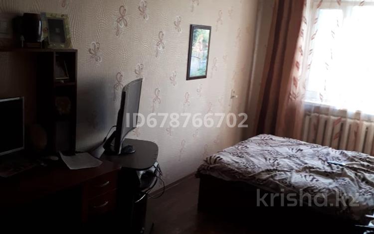 4-комнатная квартира · 75 м² · 4/5 этаж, Камали Дюсембекова 35 за 35 млн ₸ в Караганде, Казыбек би р-н — фото 2