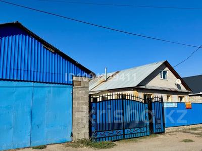 Отдельный дом · 4 комнаты · 100 м² · 10 сот., Кошкимбаева 54 — #5 школа, Алтыбакан, магазин «Адина» за 55 млн 〒 в 