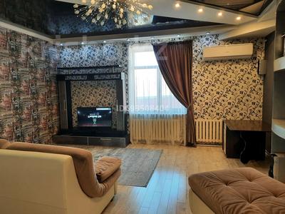 3-комнатная квартира, 114 м², 2/17 этаж помесячно, Торайгырова 1/3 — Церкви за 300 000 〒 в Павлодаре