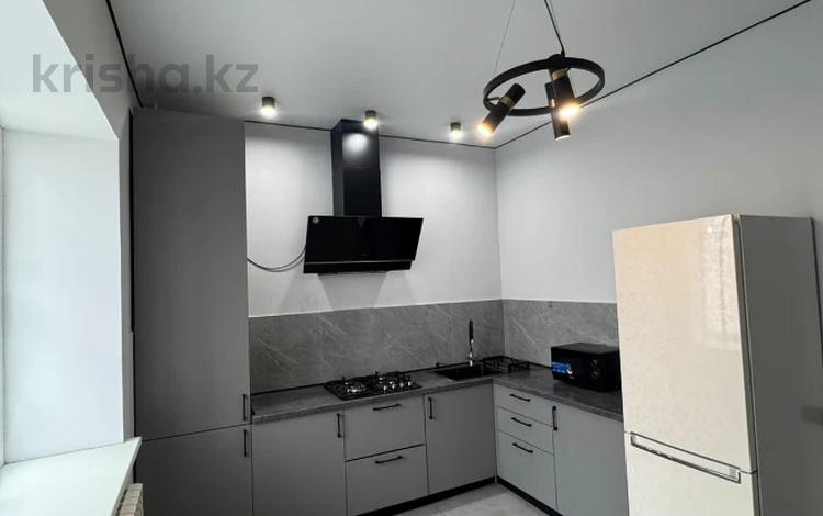 3-комнатная квартира · 95 м² · 8/10 этаж, мустафа шокая за 42 млн ₸ в Актобе — фото 4