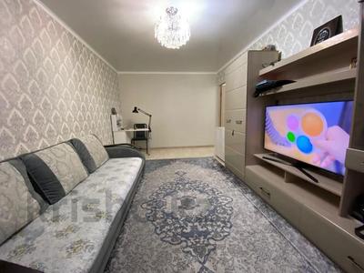 2-комнатная квартира, 46 м², 2/4 этаж, мкр №4 — Абая за 25 млн 〒 в Алматы, Ауэзовский р-н