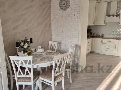 2-бөлмелі пәтер · 70 м² · 3/18 қабат, ул. Алишера Навои, бағасы: 500 000 ₸ в Алматы, Бостандыкский р-н