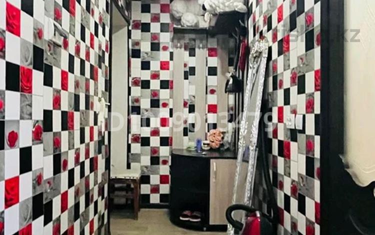 2-комнатная квартира · 55 м² · 5/5 этаж, Толеби 49 39 за 8.5 млн 〒 в Кентау — фото 2