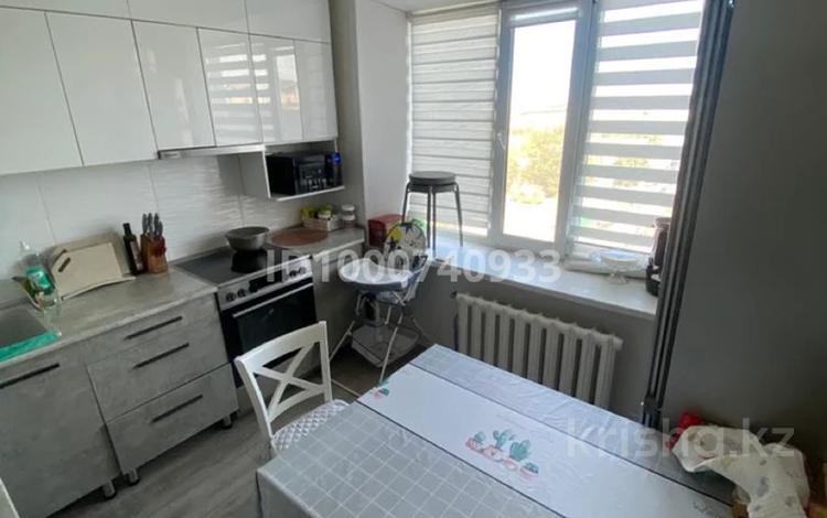 3-бөлмелі пәтер · 78 м² · 5/5 қабат, Ғарышкерлер 50А, бағасы: 350 000 〒 в Жезказгане — фото 2