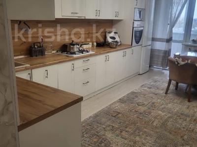4-бөлмелі пәтер · 127.9 м² · 6/9 қабат, 8-ші шағым аудан 24, бағасы: 70 млн ₸ в Костанае, 8-й микрорайон