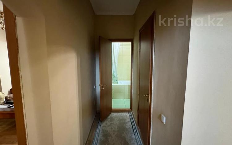 4-комнатная квартира · 94 м² · 9/9 этаж, мкр Аксай-1 12 за 45 млн ₸ в Алматы, Ауэзовский р-н — фото 2
