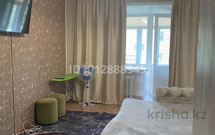 2-комнатная квартира · 42 м² · 5/5 этаж, Кенесары — Аптека Юна, магазин Шаңырақ за 16 000 ₸ в Бурабае — фото 7
