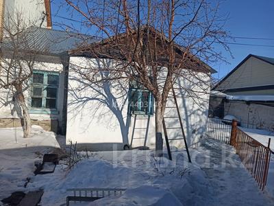 Жеке үй · 4 бөлме · 80 м² · 4 сот., мкр Новый Город, Аюпова 43 — Поспелова, бағасы: 27 млн 〒 в Караганде, Казыбек би р-н