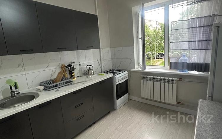 1-комнатная квартира · 41 м² · 3/9 этаж, мкр Аксай-4 99 за 31 млн ₸ в Алматы, Ауэзовский р-н — фото 2
