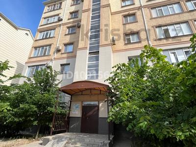 Пәтерлер в Мангистауской обл.: 2-бөлмелі пәтер · 65 м², 32В мкр 6, бағасы: 15.9 млн 〒 2-бөлмелі пәтер · 65 м², 32В мкр 6, бағасы: 15.9 млн 〒 в Актау