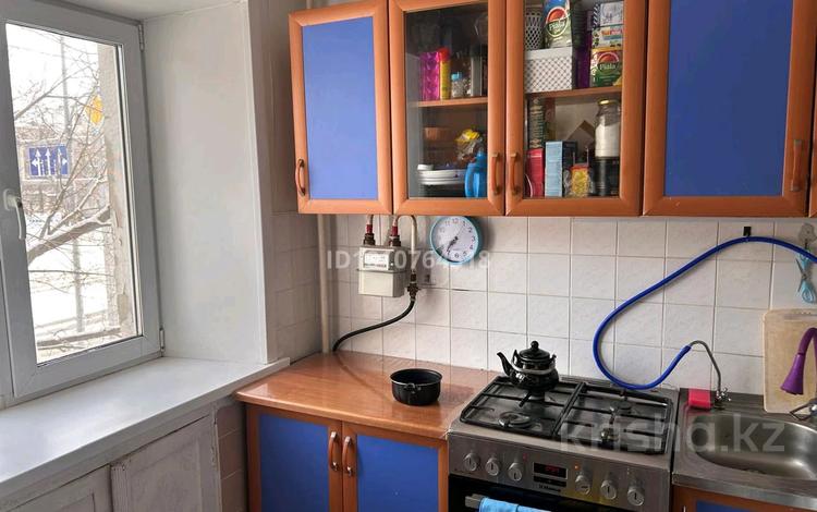 2-бөлмелі пәтер · 45.6 м² · 2/4 қабат, Уалиханова 2 — Угол Мусрепова—Уалиханова, бағасы: 14.9 млн ₸ в Петропавловске — фото 2