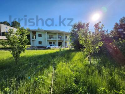Отдельный дом · 13 комнат · 550 м² · 44 сот., мкр Актобе, Горный гигант 732 — Ремизовка за 440 млн 〒 в Алматы, Бостандыкский р-н